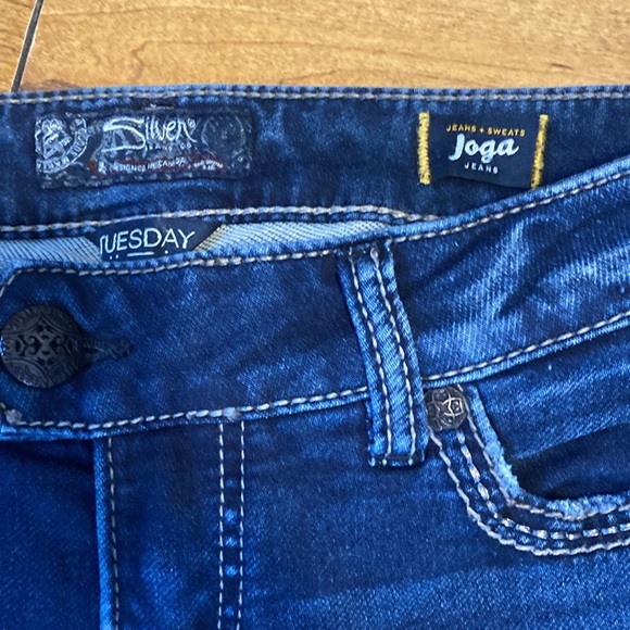 Silver Tuesday Low Skinny Jeans - Picture 3 of 7